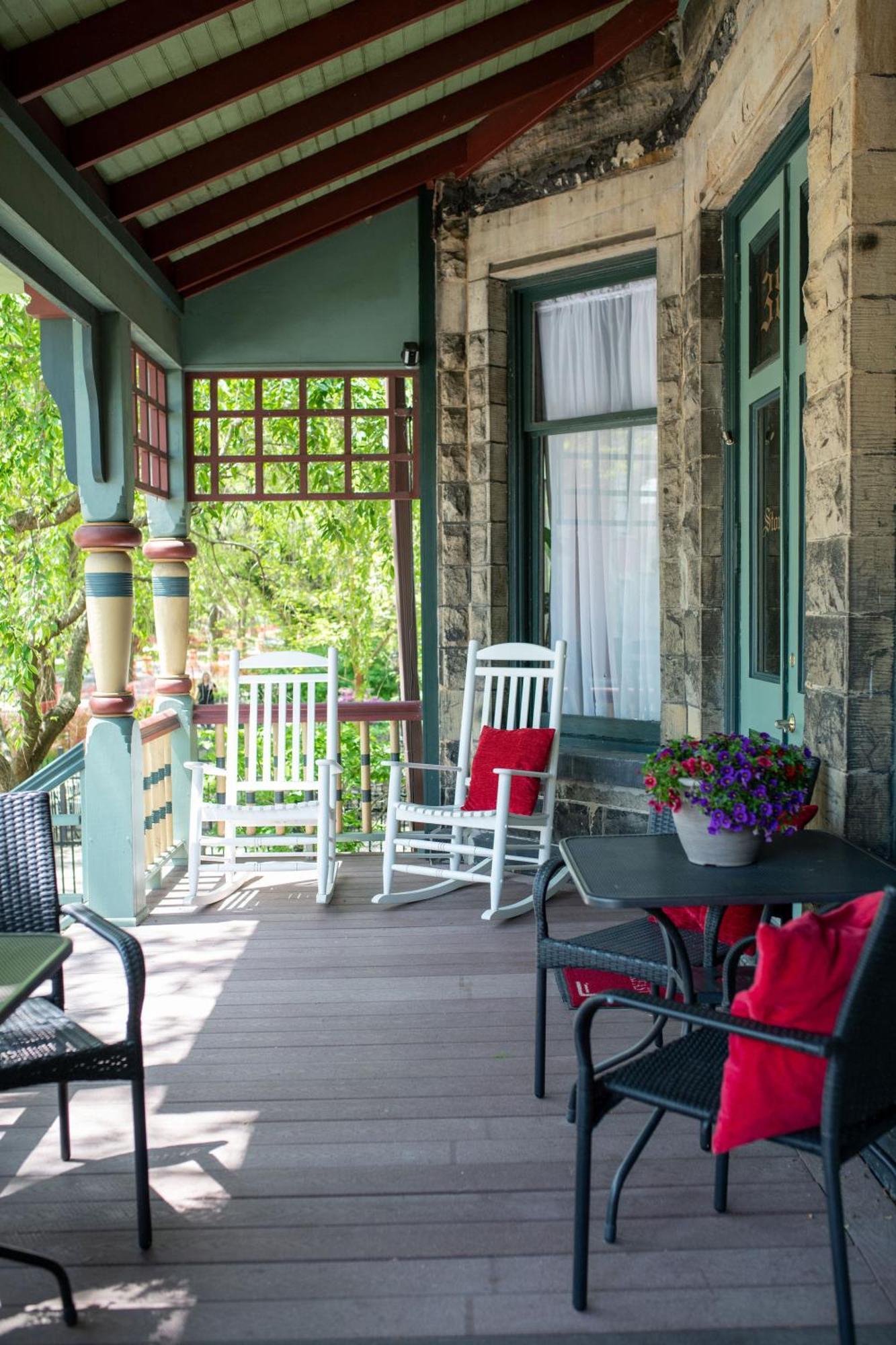 Stone Gables Inn Cleveland Buitenkant foto