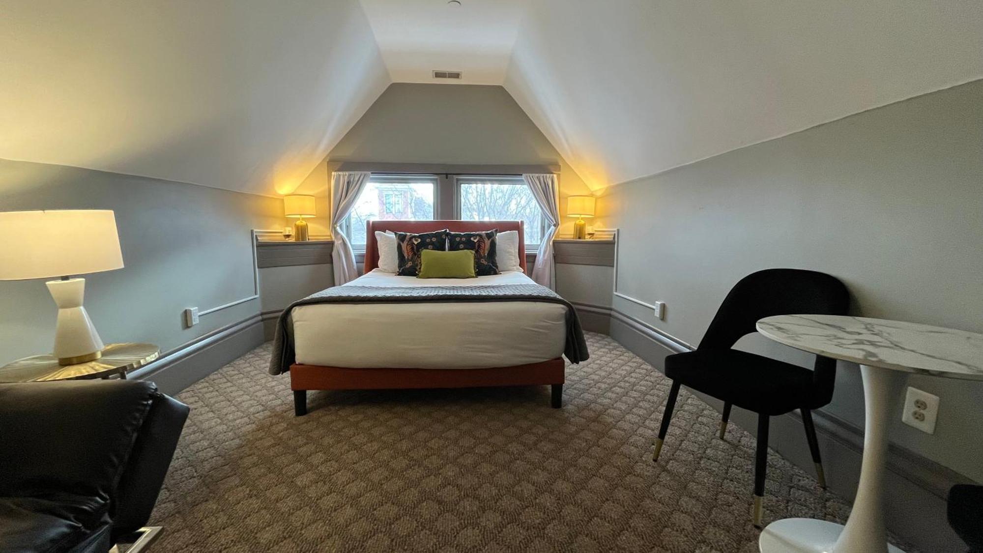 Stone Gables Inn Cleveland Buitenkant foto